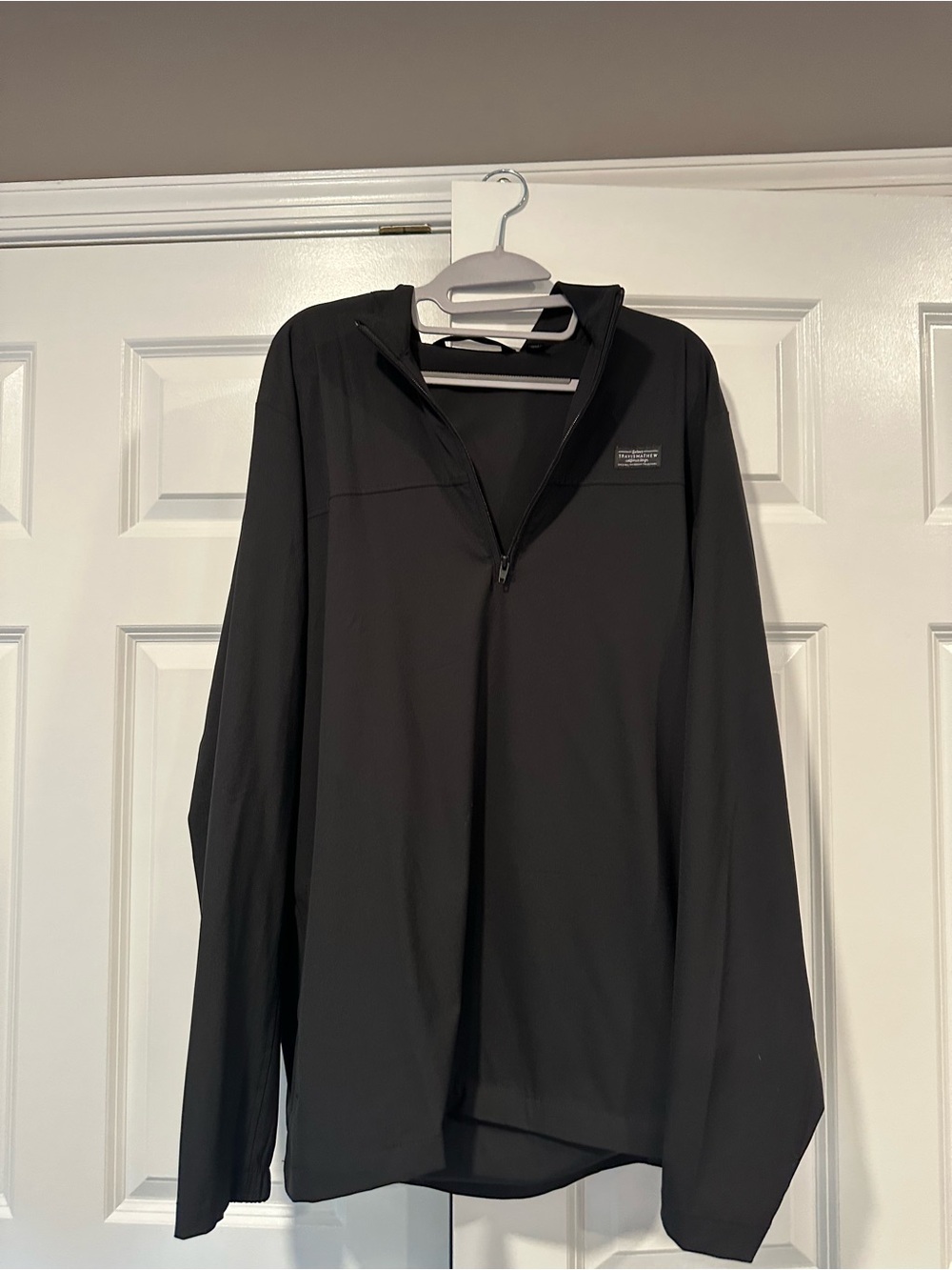 Travis Mathew Quarter-Zip Performance Golf Windbreaker Black Jacket.
Size XL